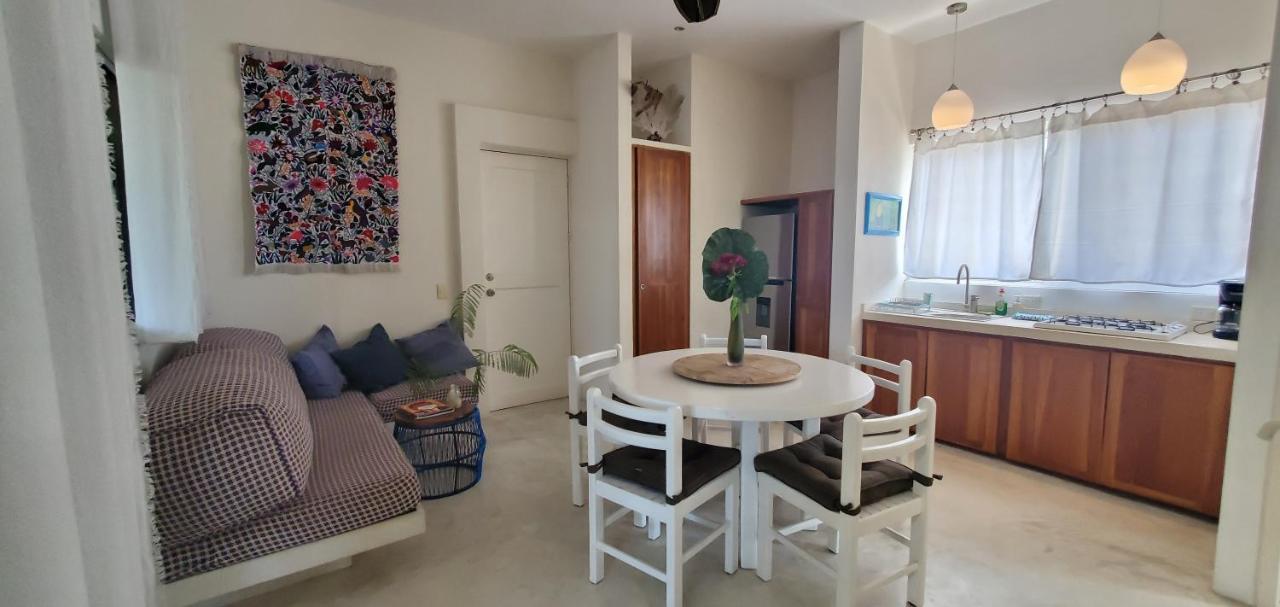 Layla Guesthouse Puerto Morelos Dış mekan fotoğraf